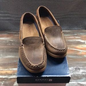 Sperry Top Siders. Women’s size 6.